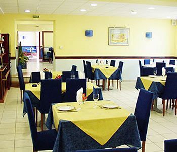 Logis Hotel Restaurant La Vraine Gironcourt-sur-Vraine Eksteriør billede